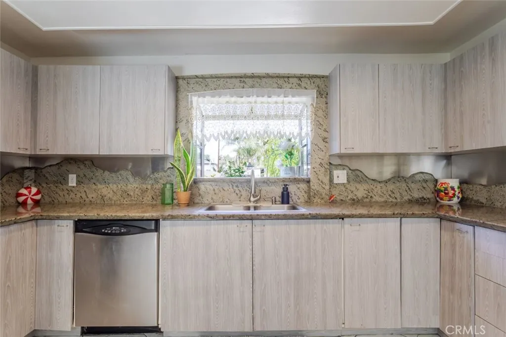 Additional image 51 of 19026 Keswick St, Reseda, CA 91335