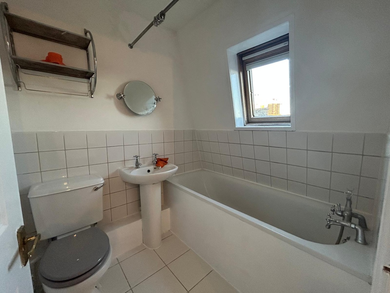 Additional image 7 of 1 Bed Flat, Camden Road, NW1, N1 7GU