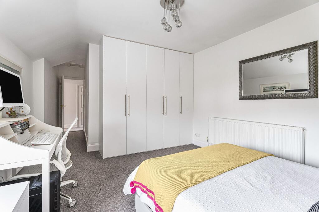 Additional image 24 of Georges Wood Road, Brookmans Park, AL9