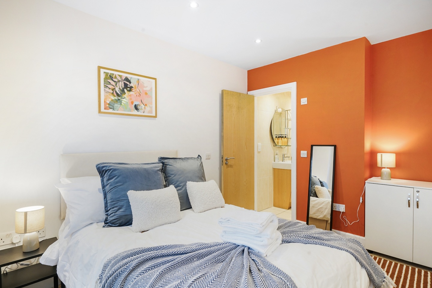 Additional image 4 of 2 Bed Flat, Bridport Place, N1, N1 7GU