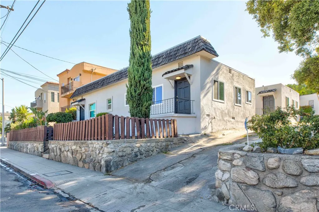 Additional image 2 of 10108 Fernglen Ave, Tujunga, CA 91042