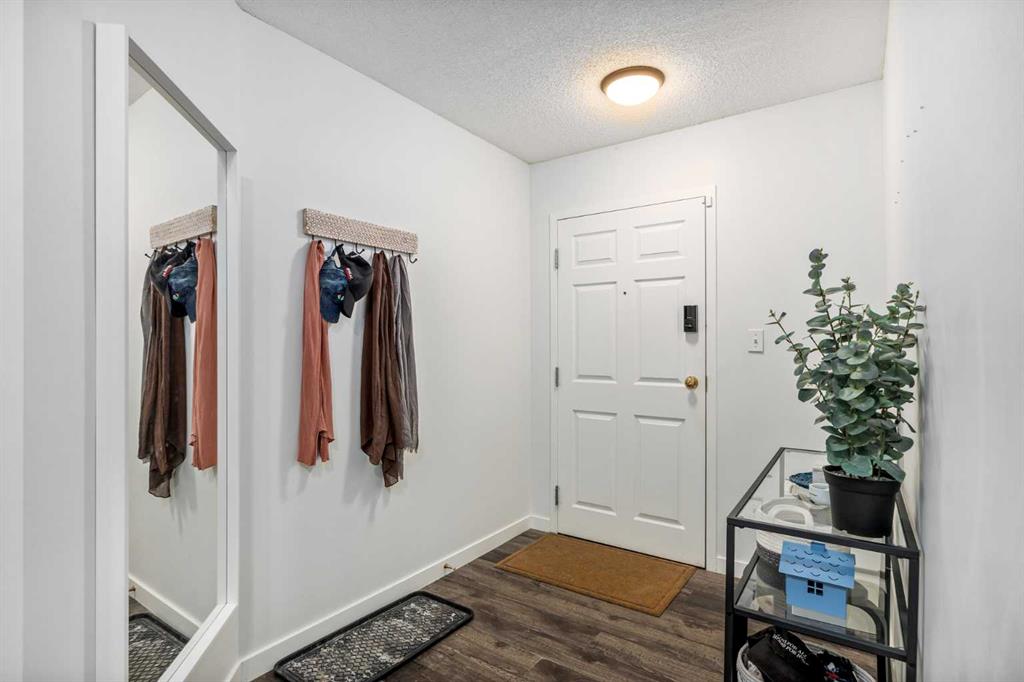 Additional image 4 of 103-777 3 Avenue, Calgary, AB, T2P 0G8