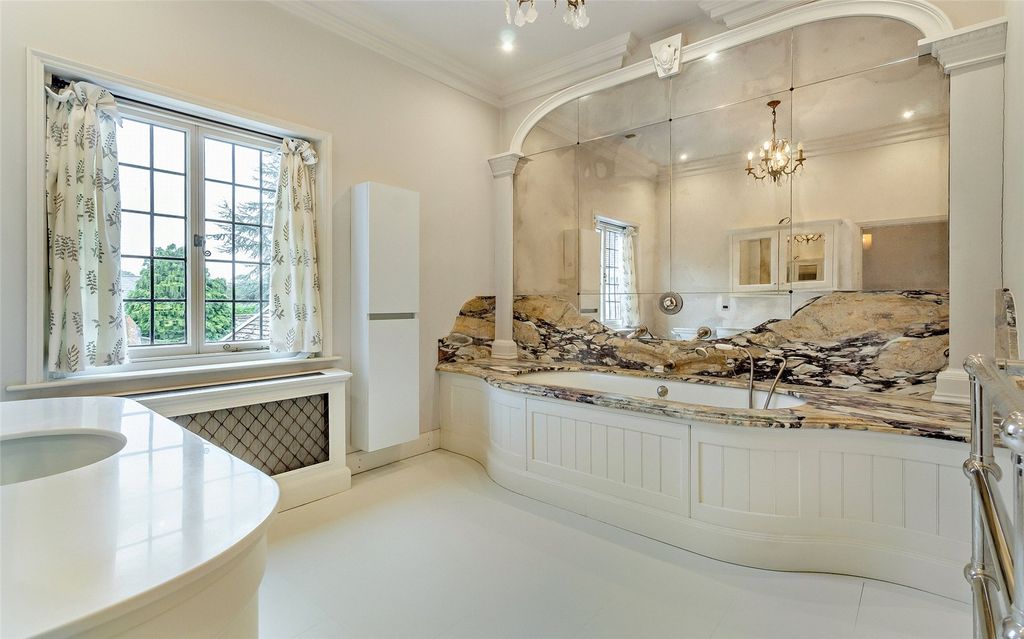 Additional image 12 of 6 bed detached house for saleBungay Road, Scole, Diss, Norfolk IP21