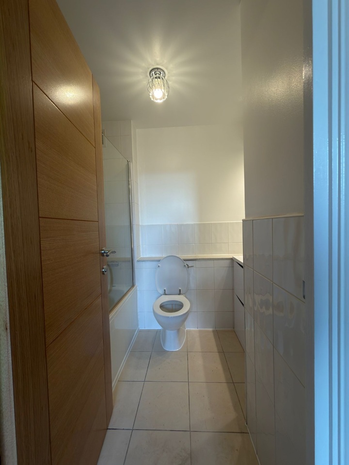 Additional image 3 of 2 Bed Flat, North Block, SE1