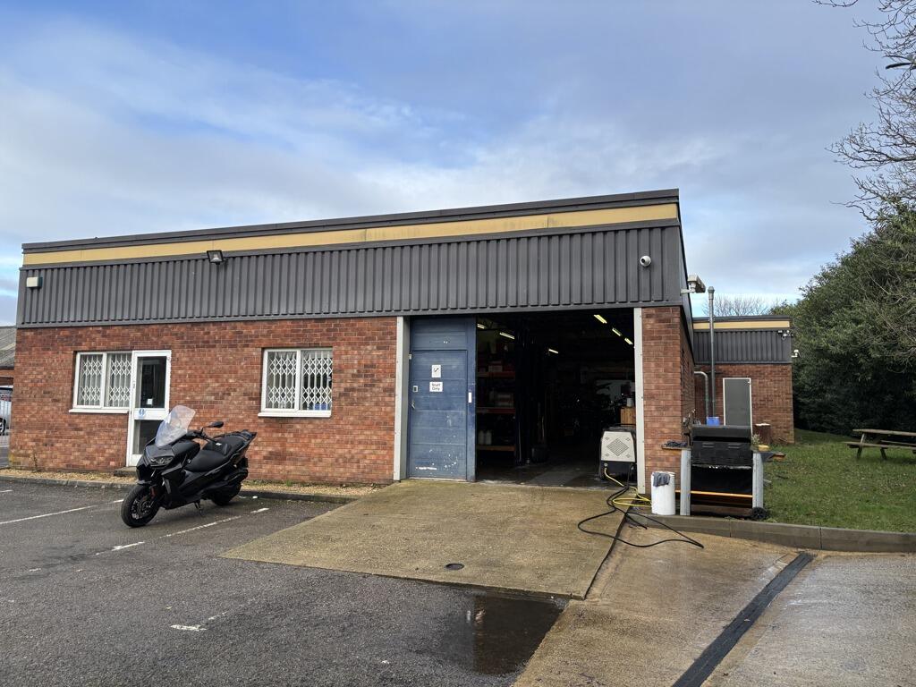 Additional image 6 of 4 South Mundells, Welwyn Garden City, Hertfordshire