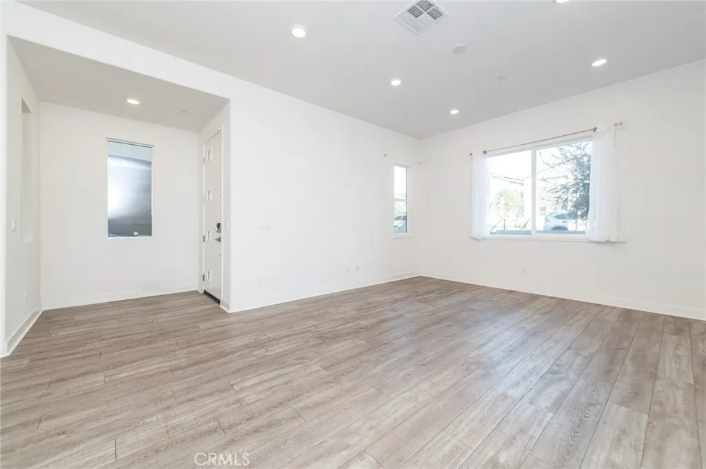 Additional image 47 of 107 Zawn, Irvine, CA 92618