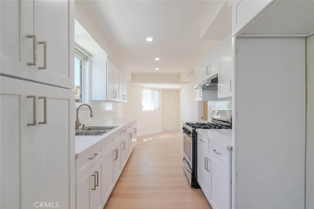 Additional image 25 of 11246 Saticoy Street, Sun Valley, CA 91352
