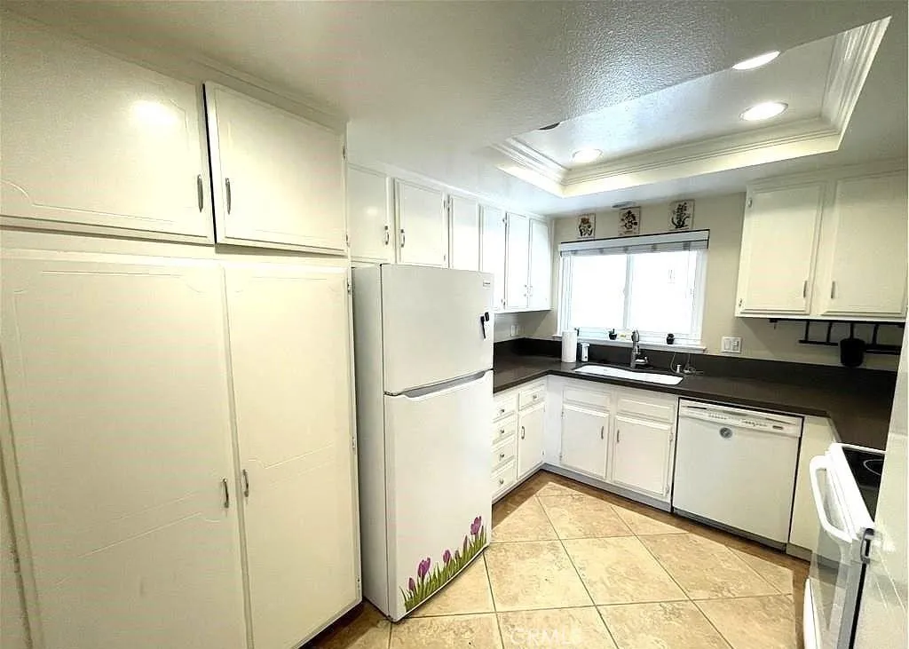 Additional image 61 of 2390 Via Mariposa W Unit 3C, Laguna Woods, CA 92637