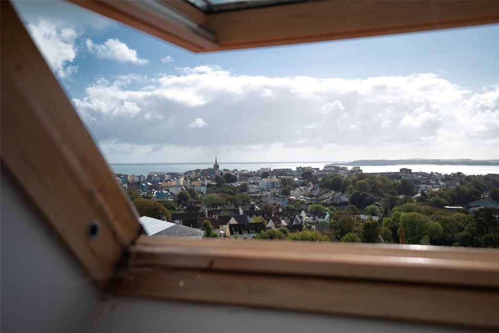 Additional image 13 of 3 bed flat for saleFlat 16 Mansion House, Bryn Y Mor, Narberth Road, Tenby, Pembrokeshire SA70