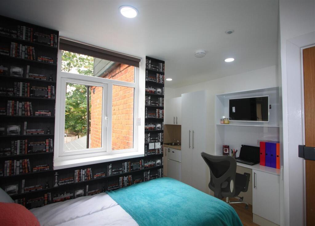 Additional image 10 of North Road