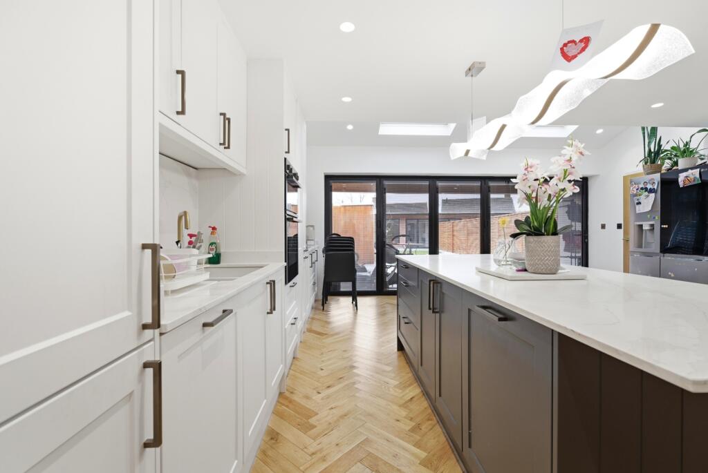 Additional image 3 of Meadway, Colney Heath, St. Albans, Hertfordshire, AL4