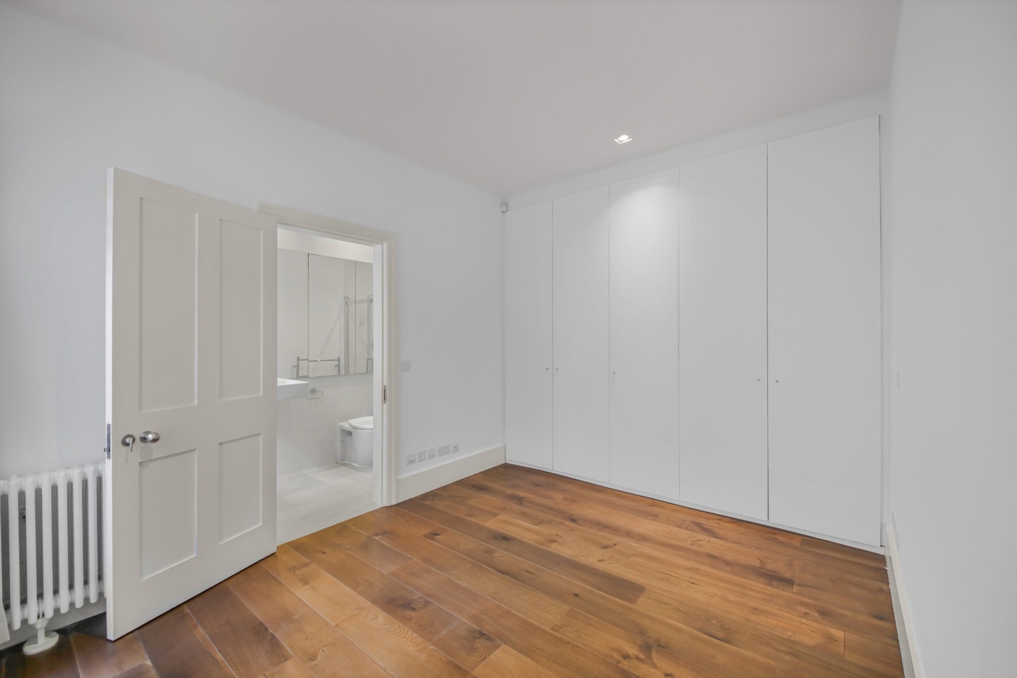 Additional image 4 of 2 Bed Flat, Queen's Gate, SW7, N1 7GU