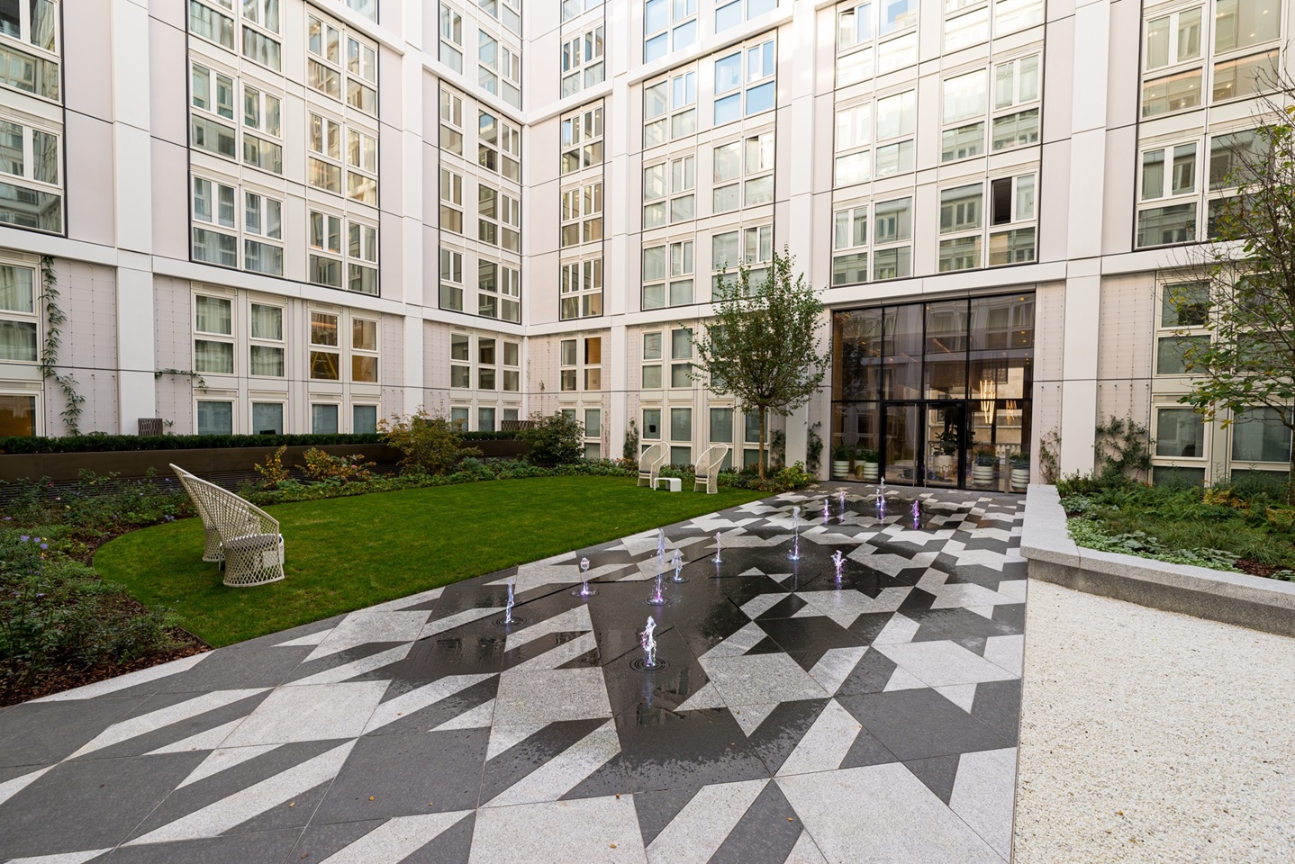 Additional image 38 of Studio Flat, Portugal Street, WC2A, N1 7GU