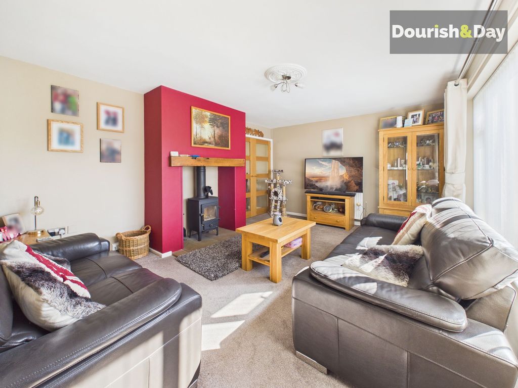 Additional image 2 of 3 bed detached house for saleTarporley Road, Whitchurch SY13