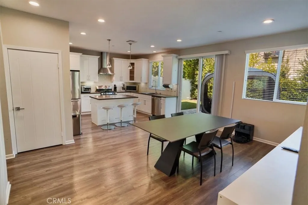 Additional image 3 of 15605 W Lilli Way, Van Nuys, CA 91406