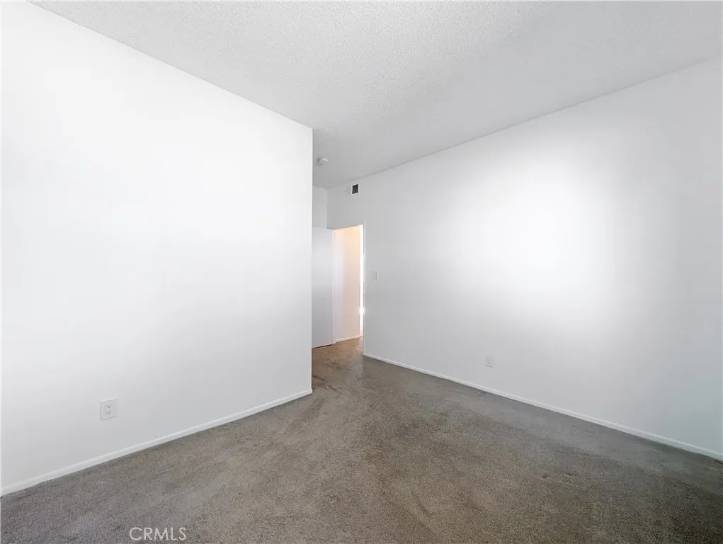 Additional image 24 of 17312 Chatsworth Street Unit B, Granada Hills, CA 91344