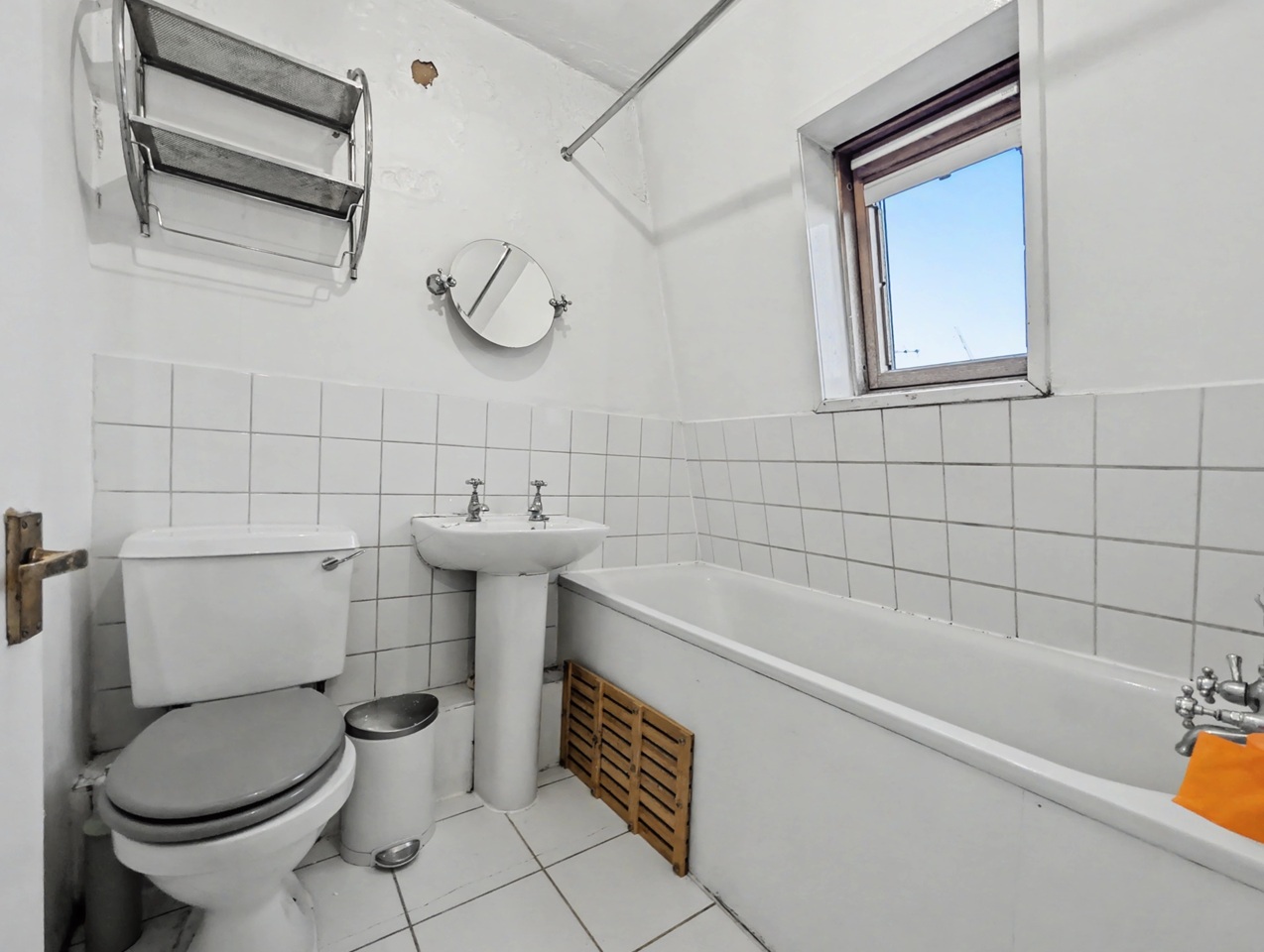 Additional image 6 of 1 Bed Flat, Camden Road, NW1, N1 7GU