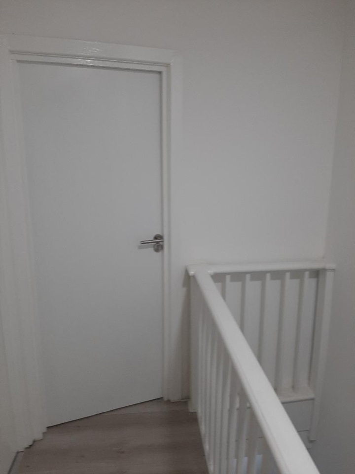 Additional image 15 of Studio Flat, London, SW1V, N1 7GU