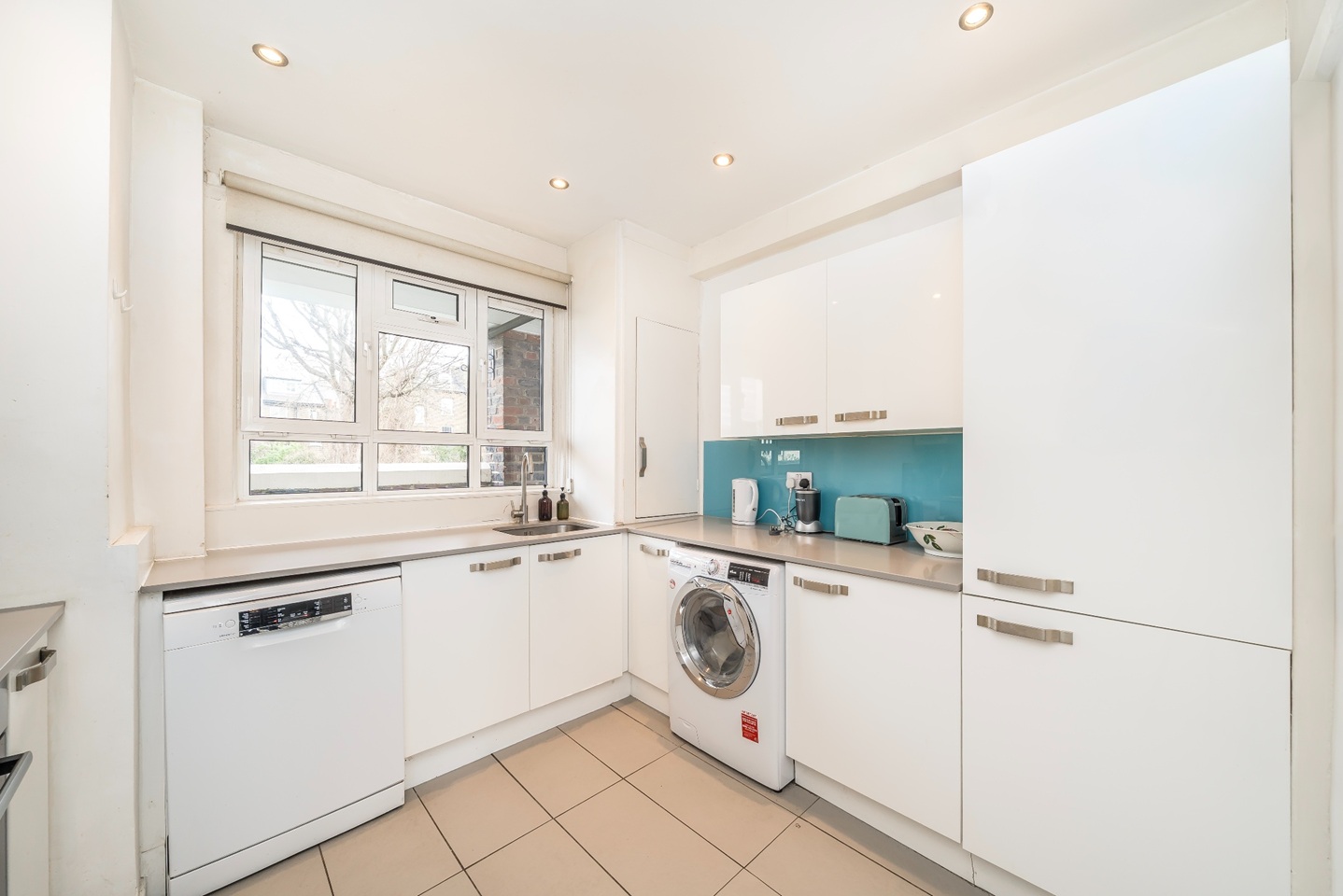 Additional image 6 of 2 Bed Flat, Barnes Court, N1, N1 7GU