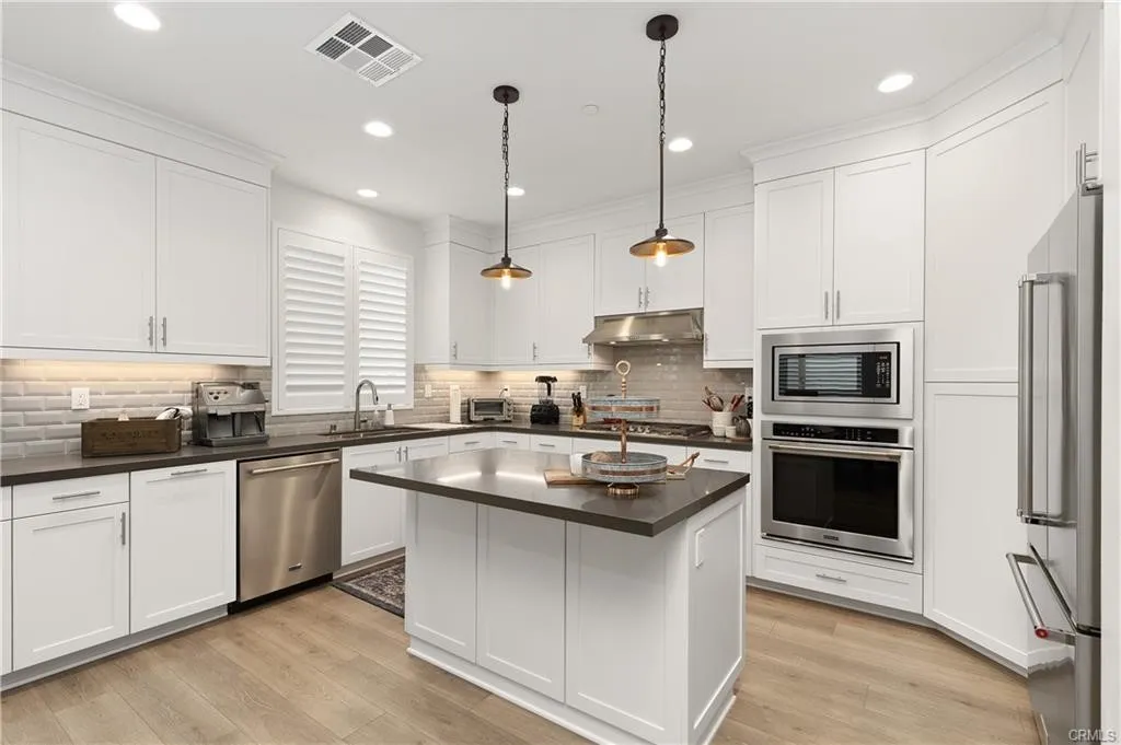 Additional image 83 of 143 Tenor, Irvine, CA 92618