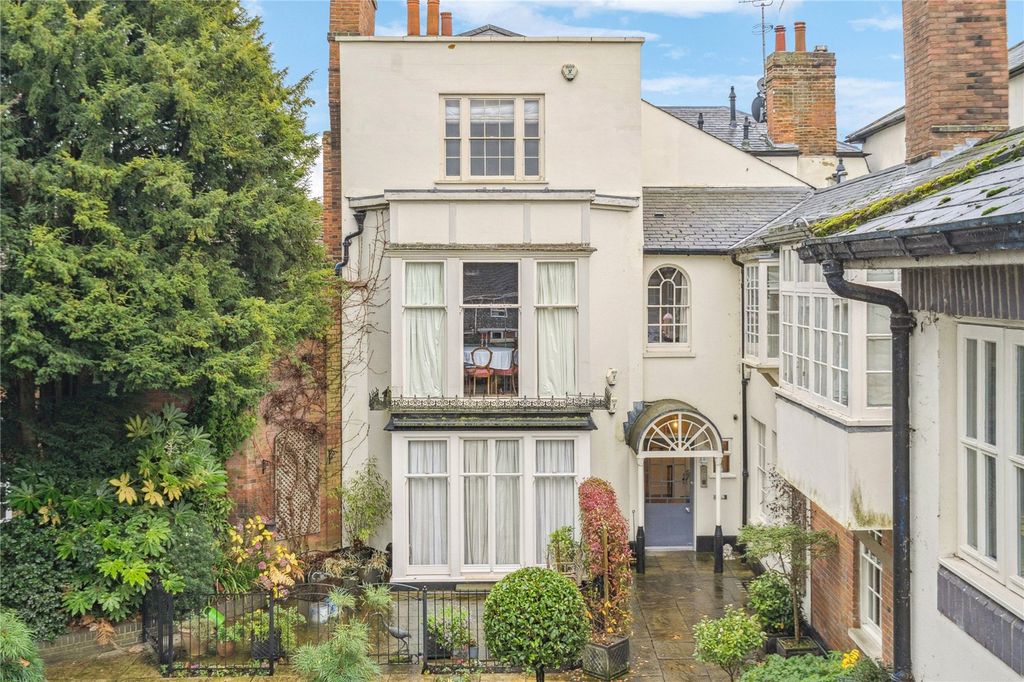 Additional image 11 of 2 bed flat for saleKings Road, Henley-On-Thames, Oxfordshire RG9
