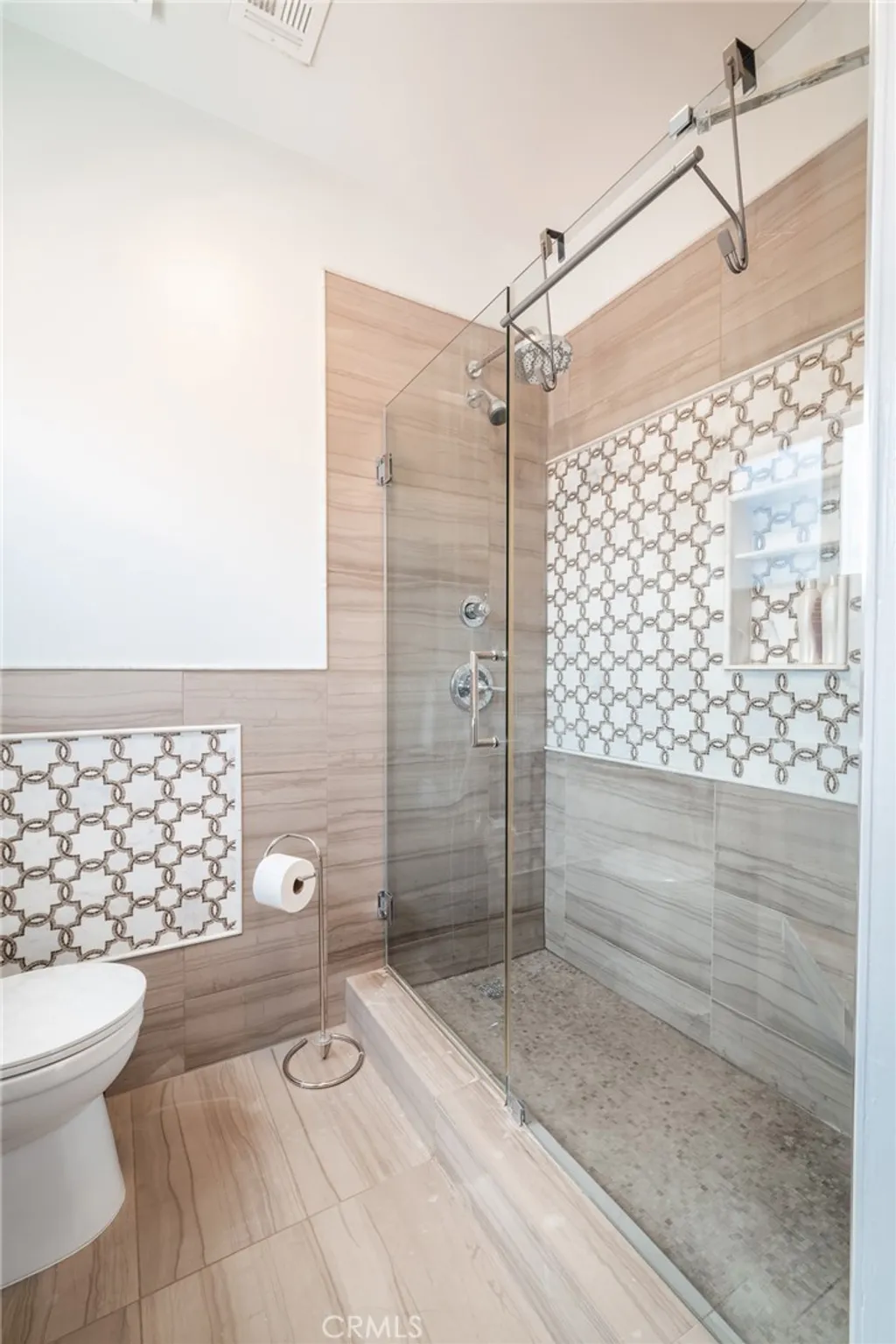 Additional image 19 of 1949 N Catalina Street, County - Los Angeles, CA 90027