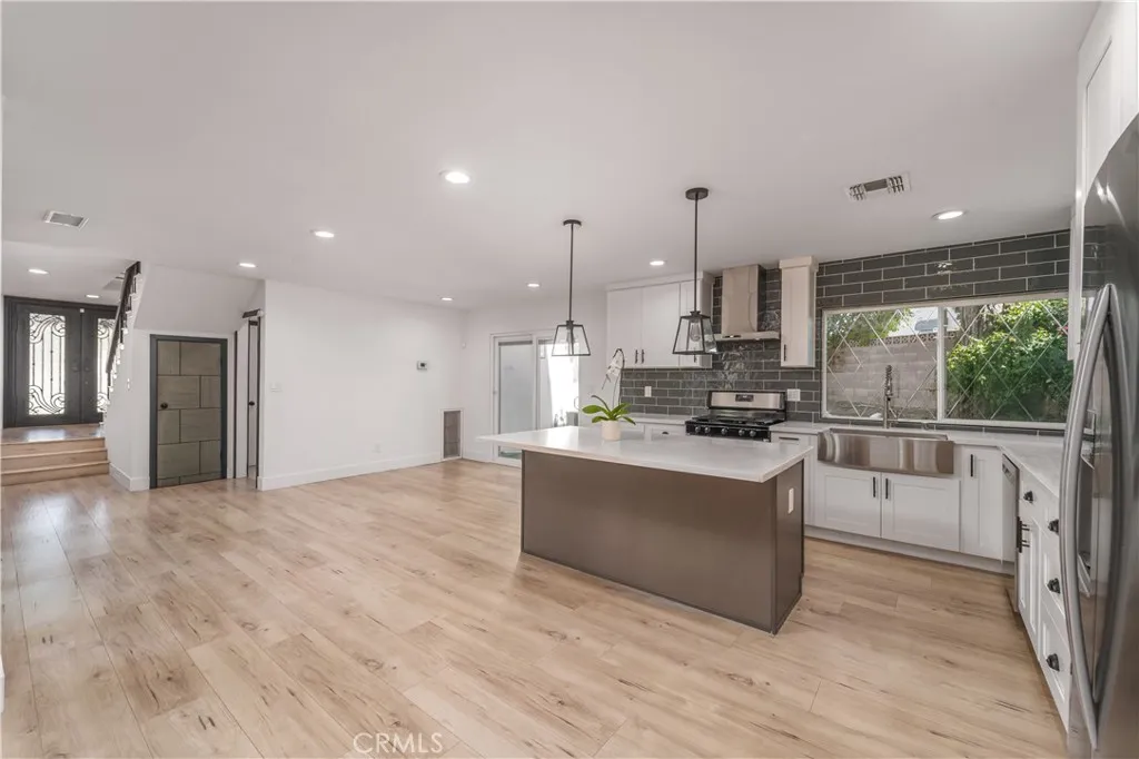 Additional image 12 of 6222 Wynne Ave, Tarzana, CA 91335