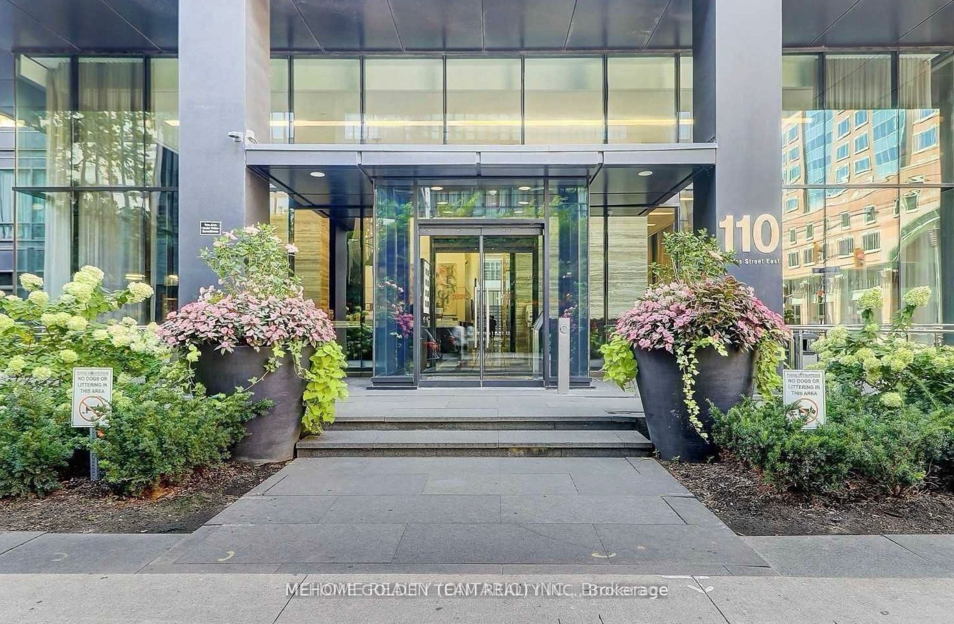 2103-110 Charles Street E, Toronto, ON, M4Y 1T5