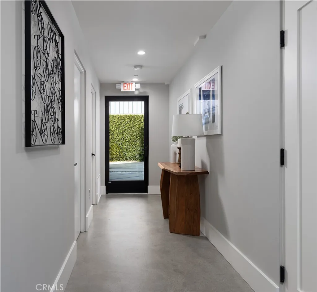 Additional image 4 of 502 W Balboa Blvd, Newport Beach, CA 92661