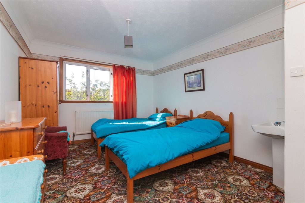 Additional image 23 of 6 bed detached house for saleHaus Saron, 106 Greenock Road, Largs, North Ayrshire KA30