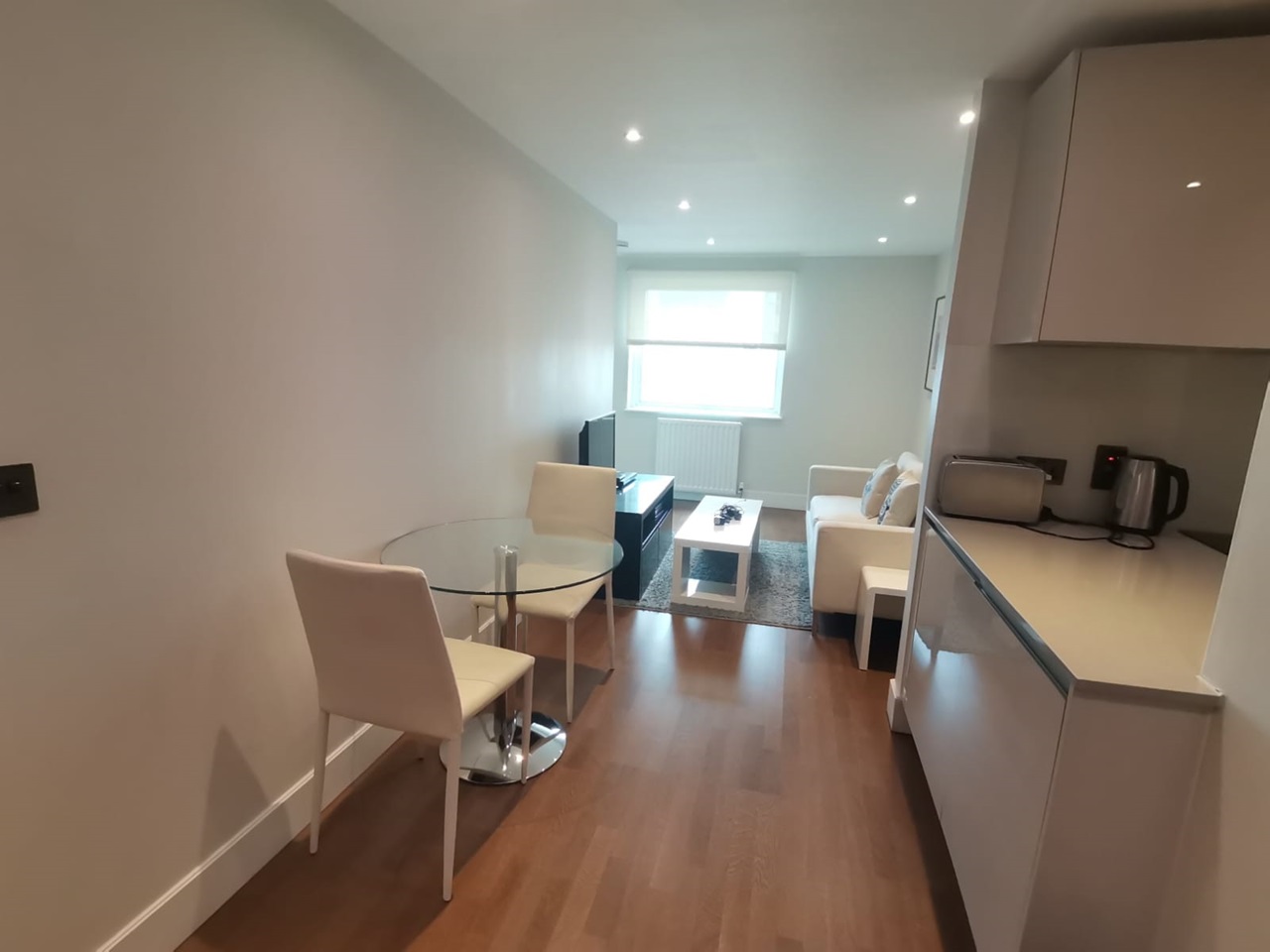 Additional image 4 of 1 Bed Flat, Whitechapel High Street, E1, N1 7GU