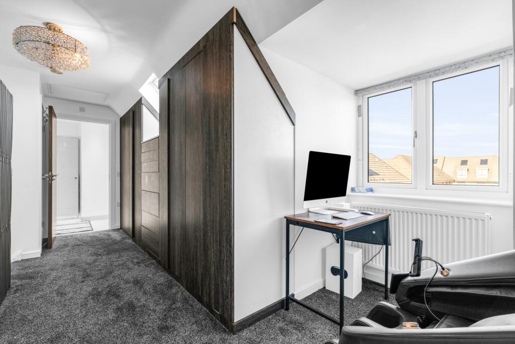 Additional image 21 of Victoria Close, Welwyn Garden City, Hertfordshire, AL7