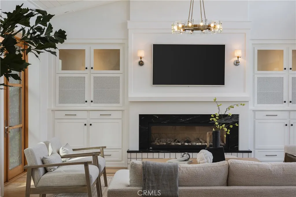 Additional image 4 of 2217 Laurel Pl, Newport Beach, CA 92663