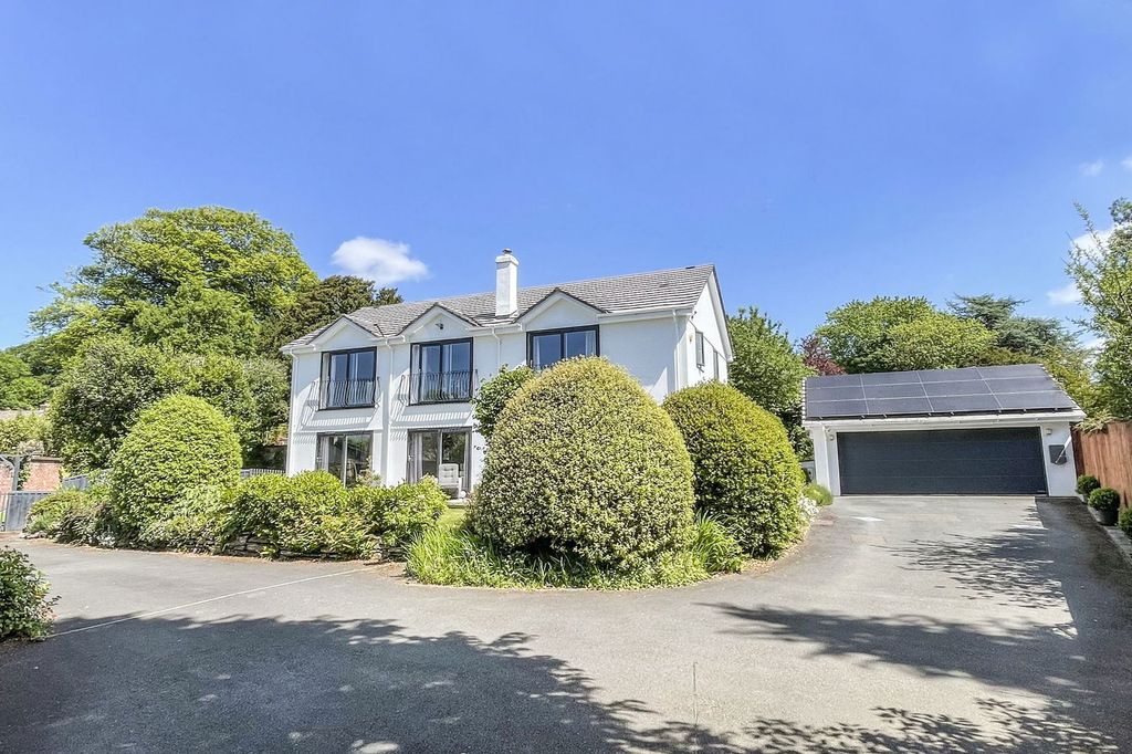 5 bed detached house for saleLooseleigh Lane, Derriford, Plymouth, Devon PL6