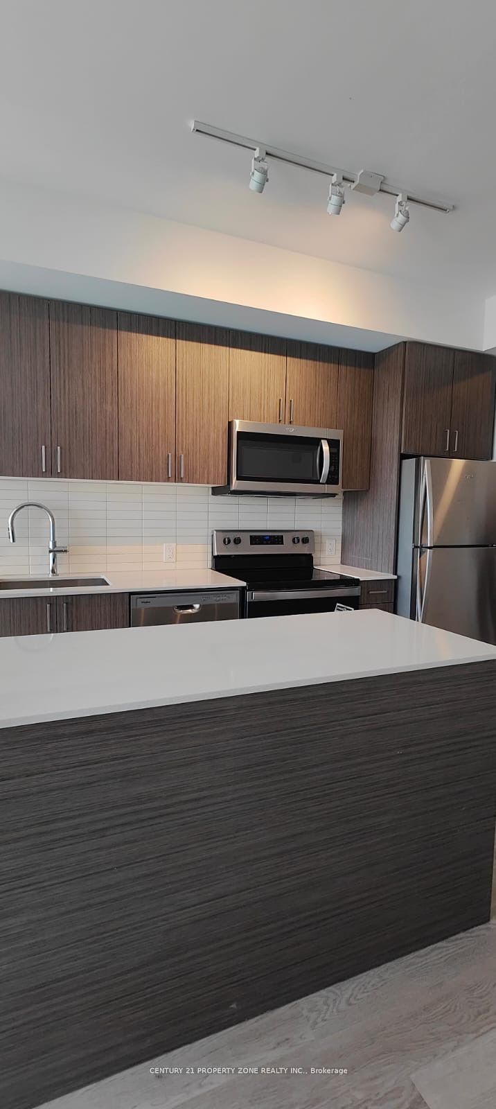 Additional image 6 of 405-2782 Barton Street E, Hamilton, ON, L8E 2J8