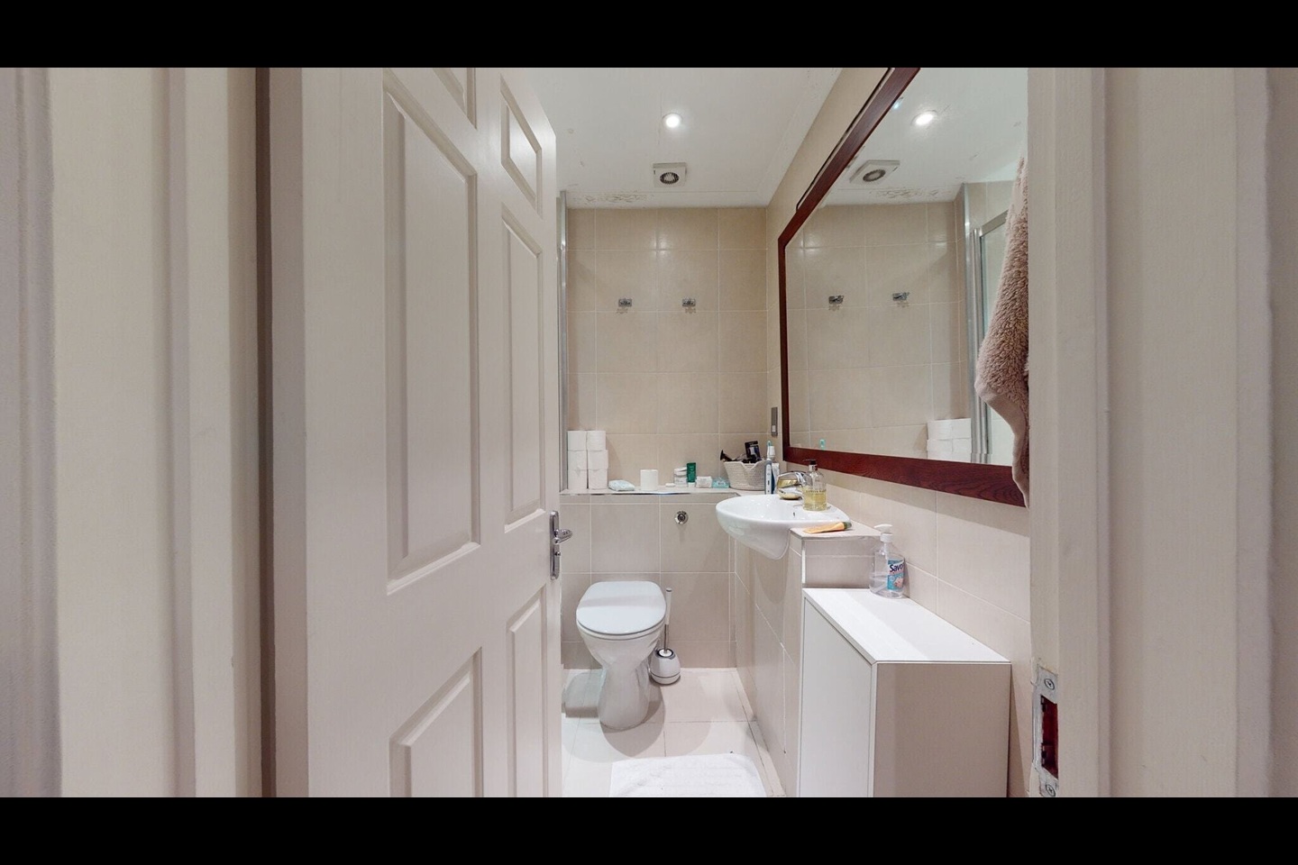 Additional image 5 of 1 Bed Flat, Bank Chambers, SW1Y