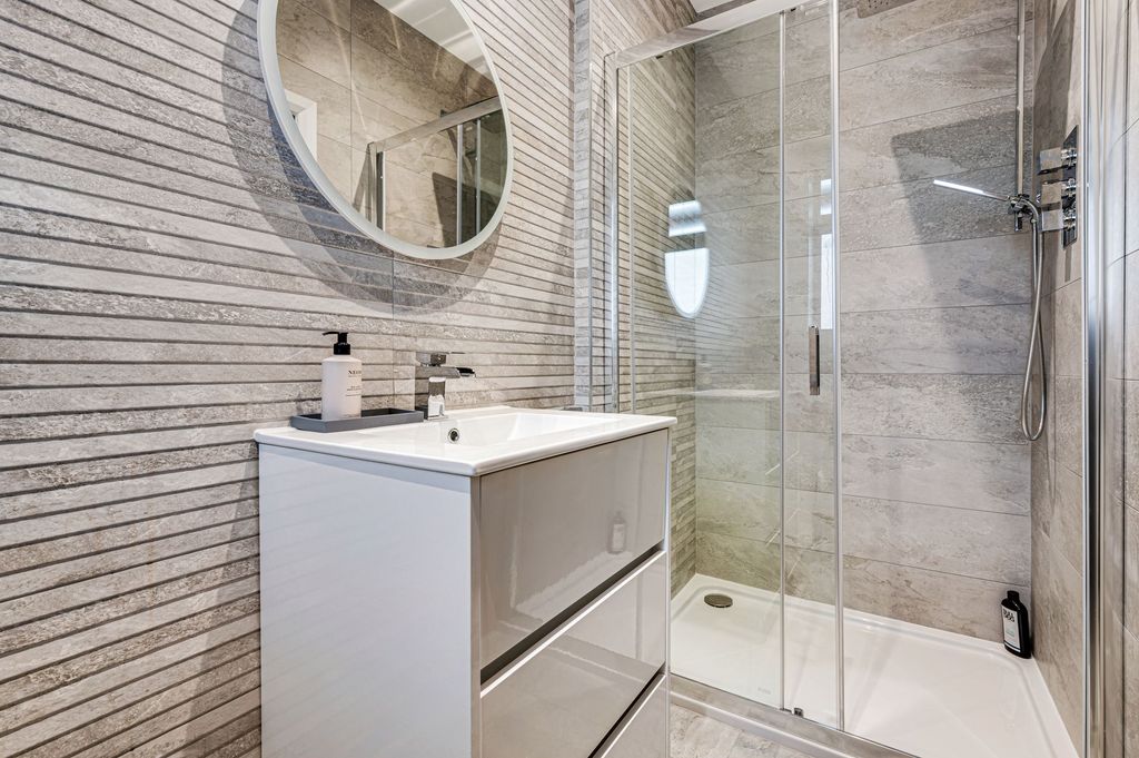 Additional image 29 of 5 bed detached house for saleInner Promenade, Lytham St. Annes FY8