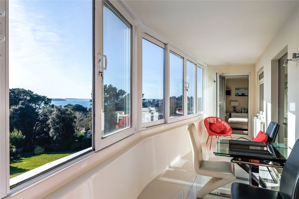 Additional image 4 of 3 bed flat for saleCliftons, 30 Nairn Road, Canford Cliffs, Poole BH13