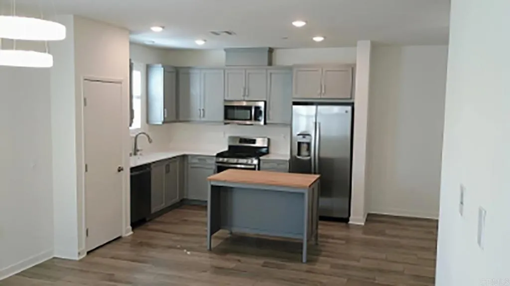 Additional image 4 of 5465 Seacliff Place Unit 74, San Diego, CA 92154