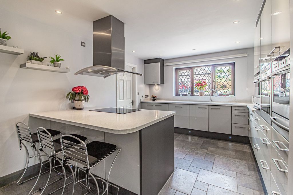 Additional image 12 of 4 bed detached house for saleBryn Rhedyn, Tonteg CF38