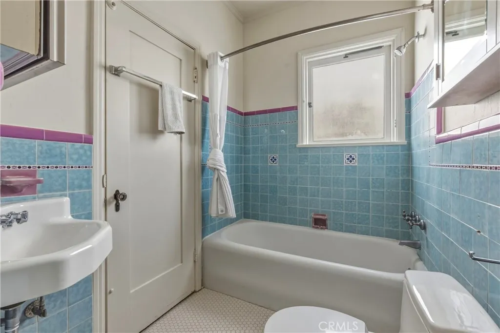 Additional image 21 of 1530 Miramar Dr Unit 5, Newport Beach, CA 92661