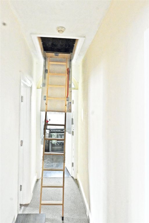 Additional image 11 of 2 bed flat for saleThe Beaufort, Temple Street, Llandrindod Wells LD1
