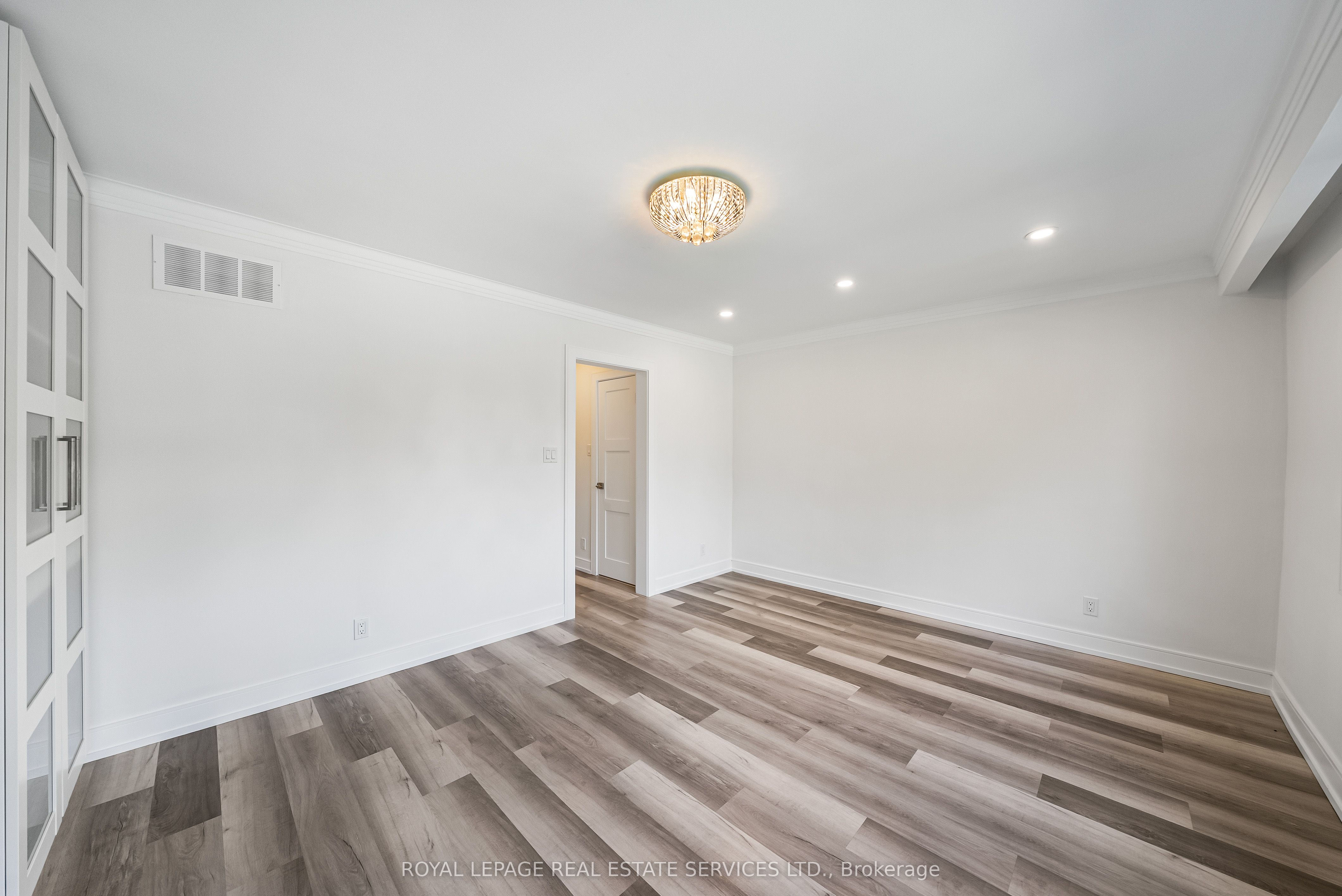 Additional image 6 of 2-50 Arcadian Circle, Toronto, ON, M8W 2Y9