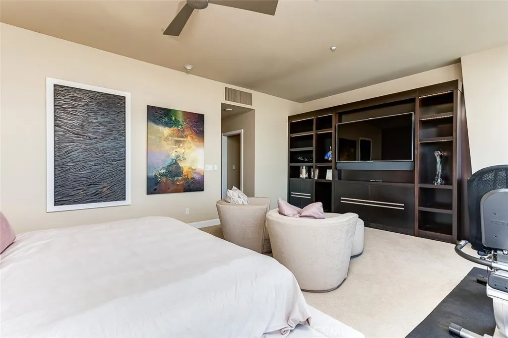 Additional image 45 of 900 W Olympic Blvd, Los Angeles, CA 90015