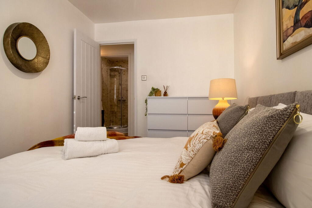 Additional image 12 of Old London Road, St. Albans, AL1 1QD