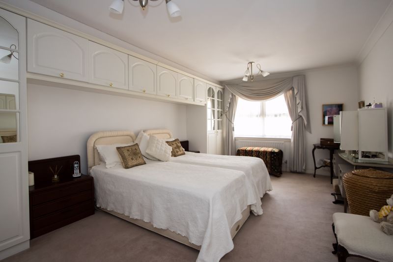 Additional image 9 of 3 bed flat for saleGlynne Tower, Bridgeman Road, Penarth CF64