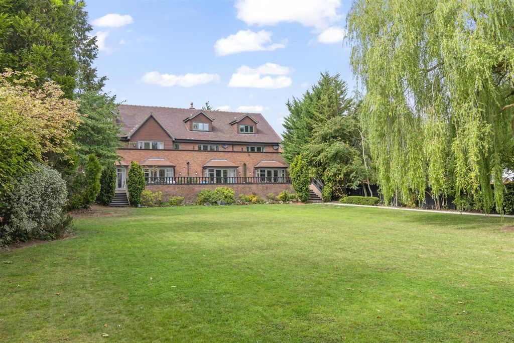 Additional image 95 of 7 bed property for saleLovelace Avenue, Solihull B91