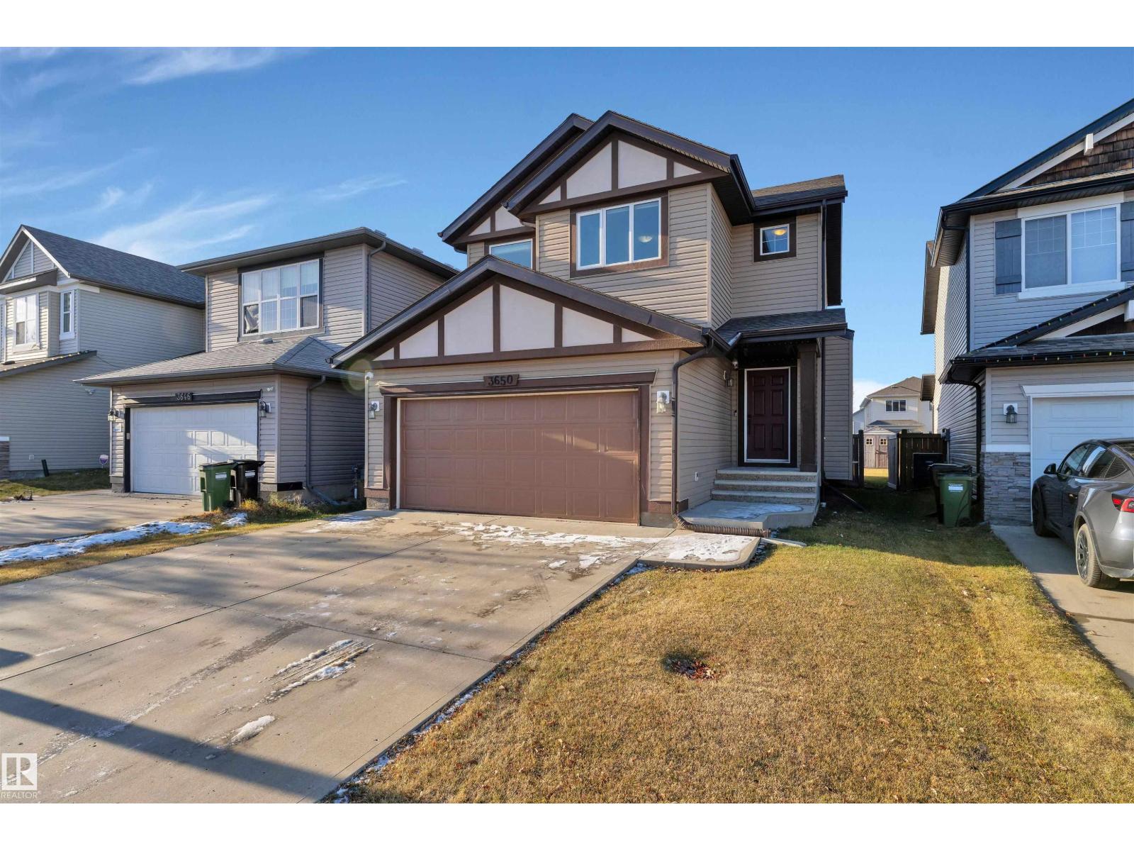 Additional image 2 of 3650 13 Street NW, Edmonton, AB, T6J0J5