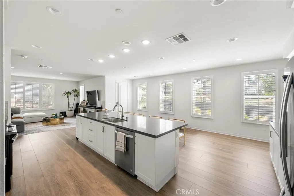 Additional image 34 of 120 Novel, Irvine, CA 92618