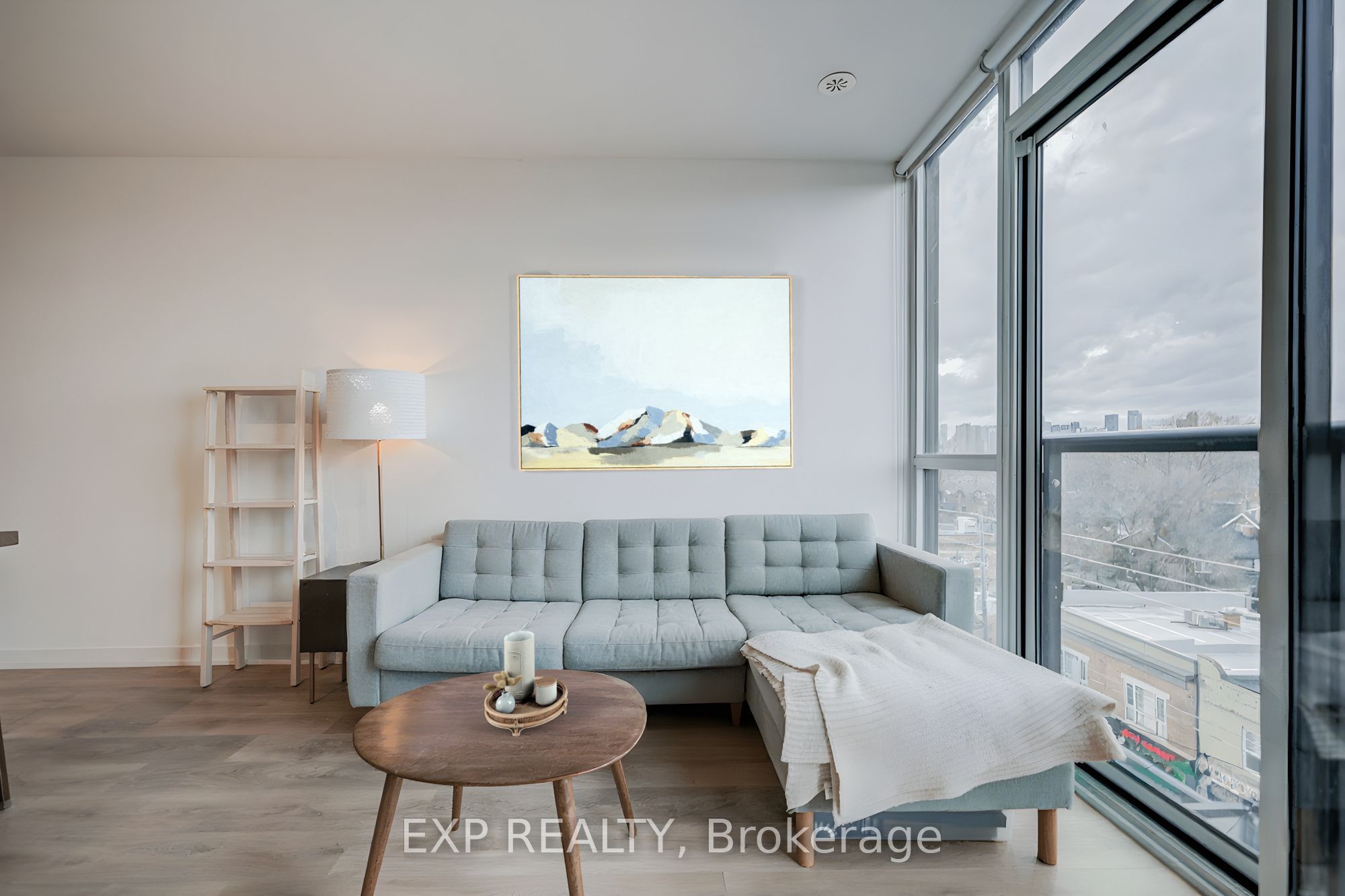 604-899 Queen Street E, Toronto, ON, M4M 0C8 photo 3